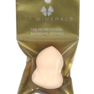 HER MINERALS Blending Sponge